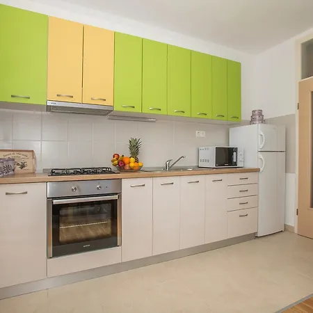 Anda Apartment Makarska