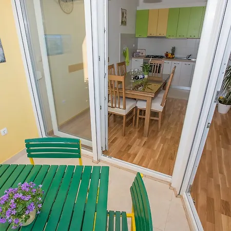 Anda Apartment Makarska